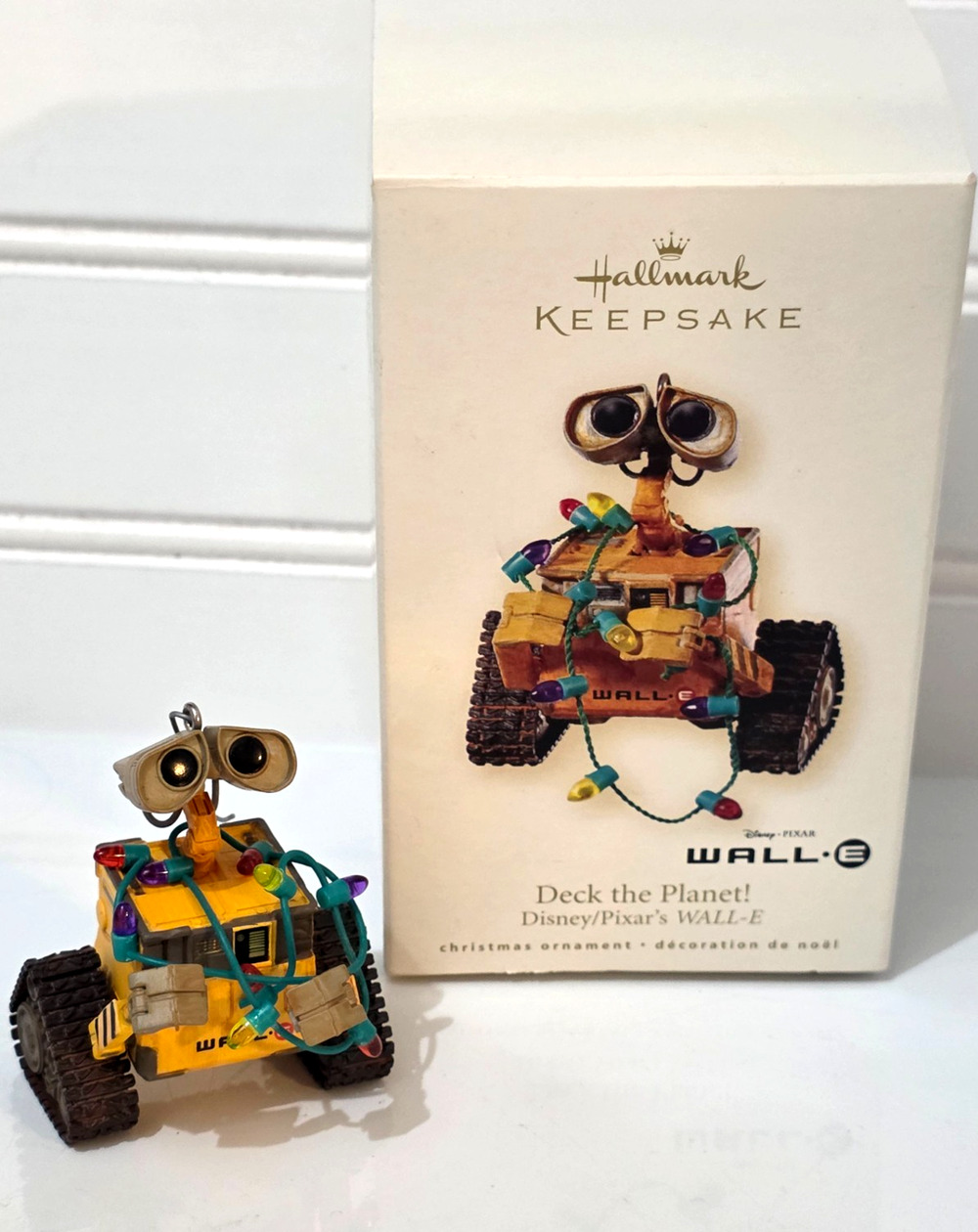 Hallmark Ornament Disney Pixar Wall-E 2008 Deck the Planet EUC